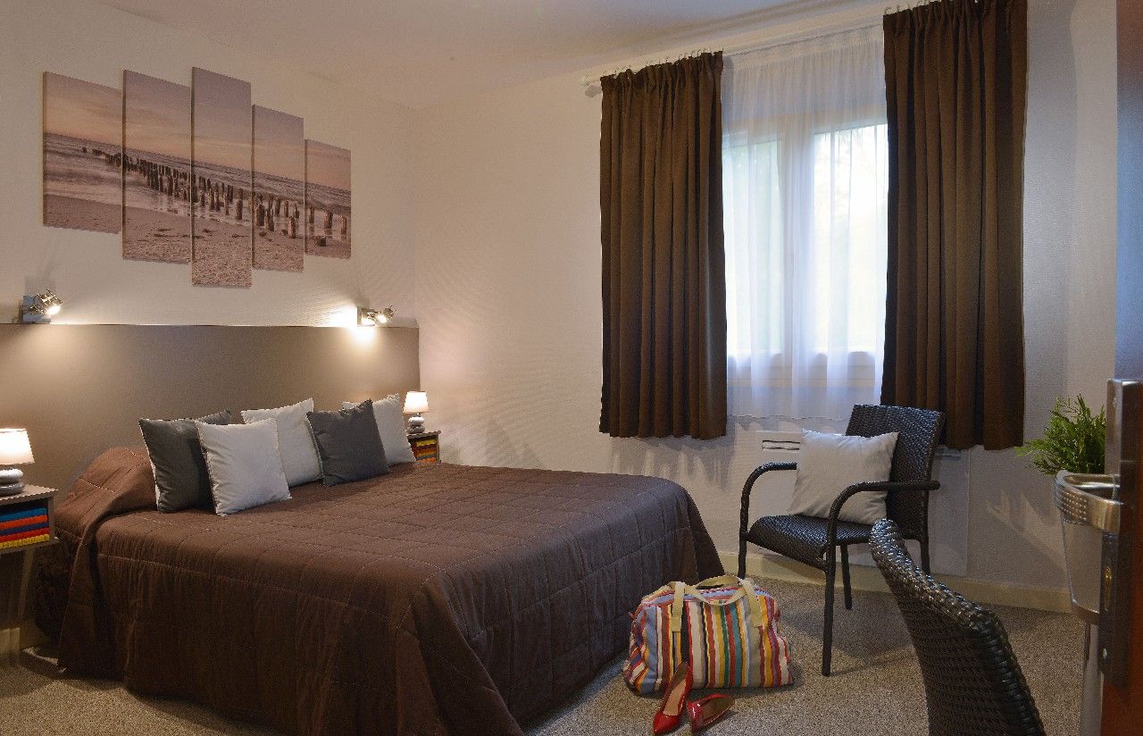 Logis Hotel Le Prieure Saint-Marcel  Екстер'єр фото